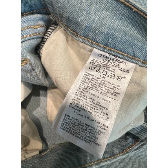 NWT Old Navy Super Skinny Jeans Light Wash Size 12 Tall JL - Picture 3 of 13